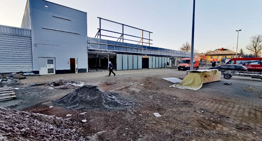 Powstaje kolejny market Aldi w Jeleniej Górze. Otwarcie już w grudniu.