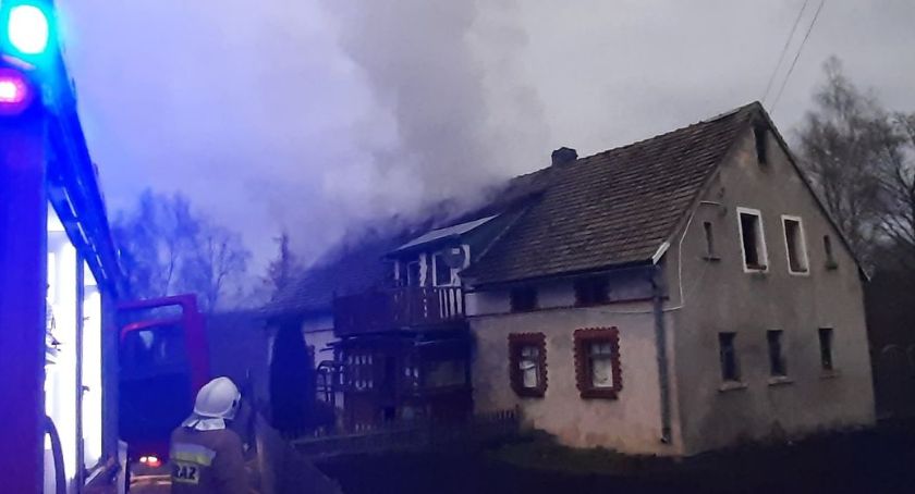 Pożar budynku mieszkalnego w Rębiszowie