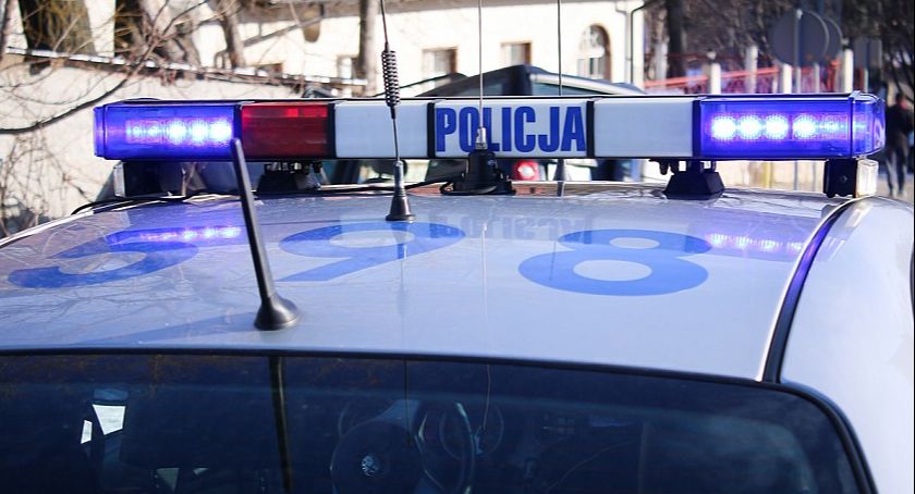Śmiertelne potrącenie na DK5. Sprawca uciekł z miejsca zdarzenia.