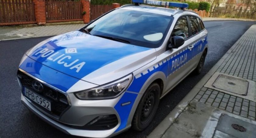 Policjant w drodze na służbę zatrzymał nietrzeźwego kierowcę