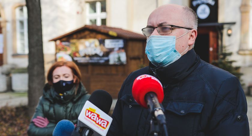 Chaos i niekompetencja – senator Krzysztof Mróz w mocnych słowach o prezydencie Jeleniej Góry.