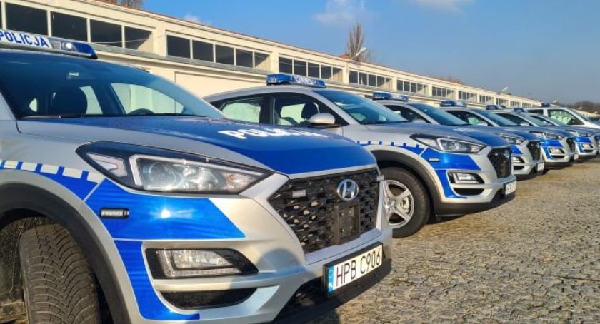 Elektryczny radiowóz trafi do służby w jeleniogórskiej policji