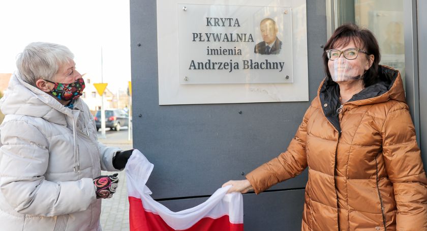 Jelenia Góra : Kryta pływalnia przy KPSW ma patrona