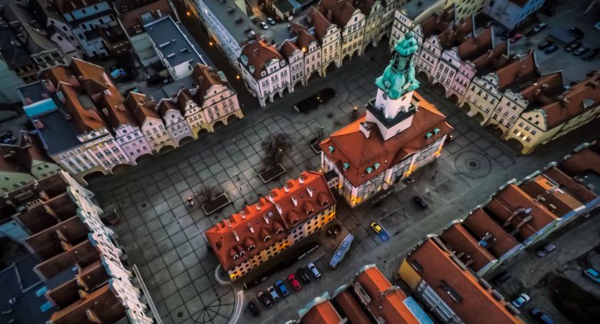 Skąd wzięła się podwyżka cen śmieci w Jeleniej Górze?