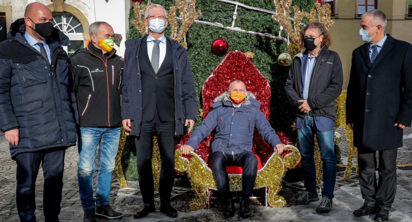 Prezydenci Wrocławia, Poznania, Sopotu, Wałbrzycha z wizytą w Jeleniej Górze