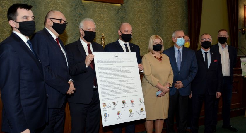 Wspólny głos samorządowców w sprawie przyszłości autostrady A4