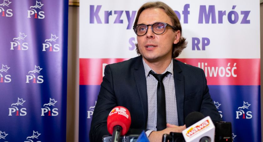 PiS : Prezydent Łużniak rozwiązuje problem sięgając do kieszeni mieszkańców