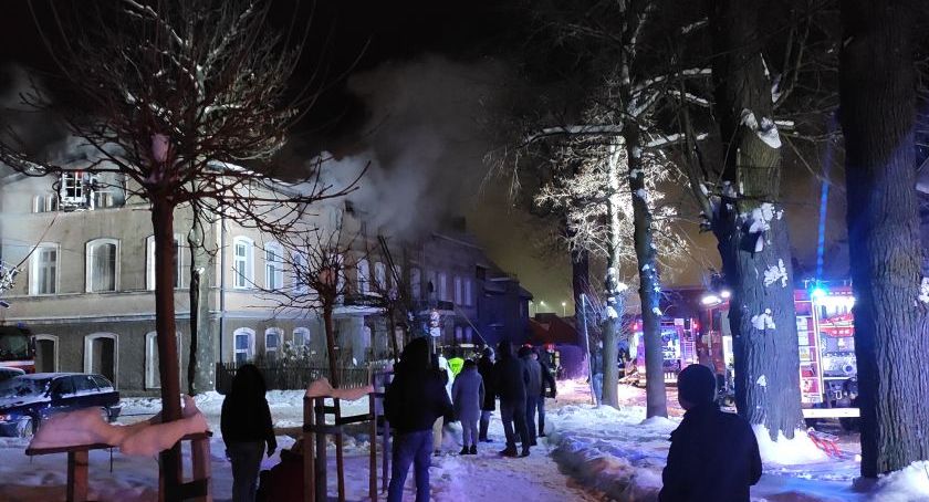 Groźny pożar w Kamiennej Górze. Dramat mieszkańców.