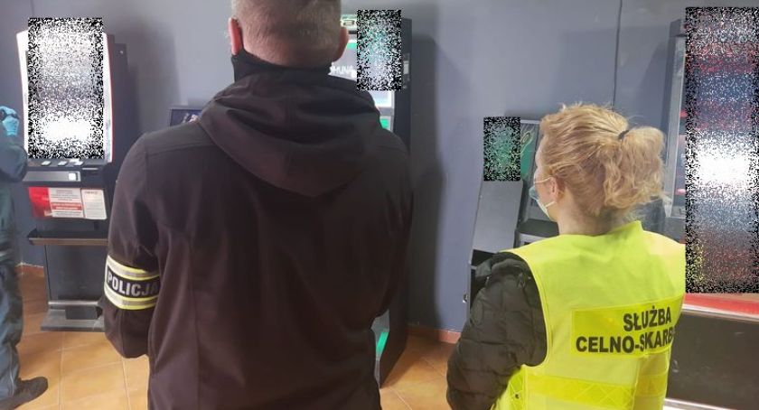 Kolejne automaty do gier zarekwirowane przez jeleniogórskich policjantów
