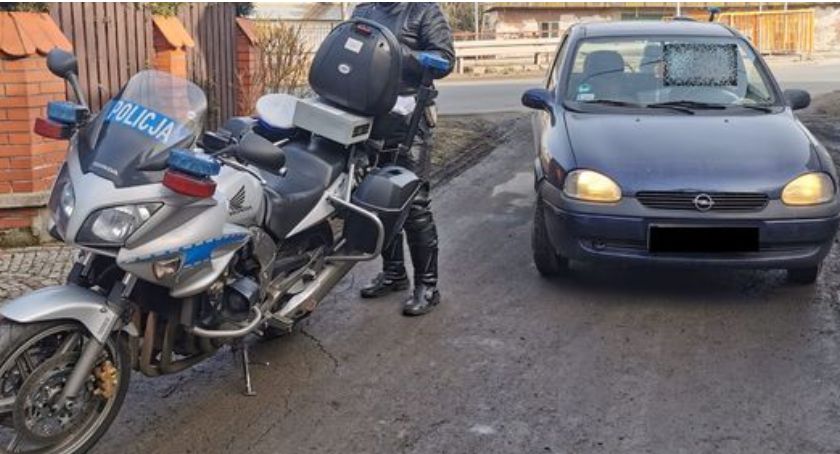 Policjanci jeleniogórskiej drogówki na motocyklach rozpoczęli sezon.