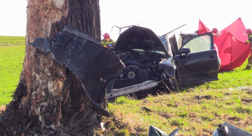Tragedia na trasie Złotoryja - Jawor. Nie żyją trzy osoby.