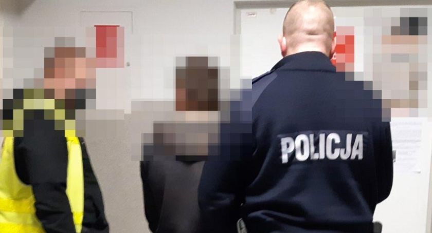 Szarpał się z policjantem i złamał mu nogę