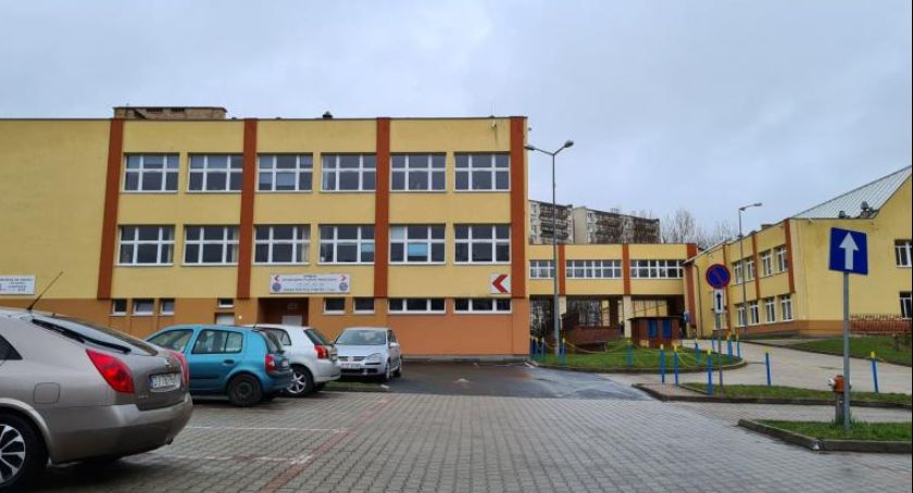 Po konkursach na dyrektorów placówek oświaty