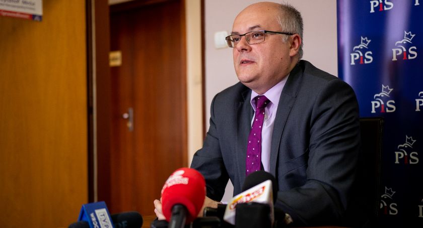 Blisko 2 miliony złotych na remonty dróg w powiecie