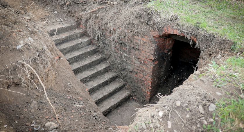 Historyczne odkrycie w Piechowicach! Powstanie tu Miejsce Pamięci.