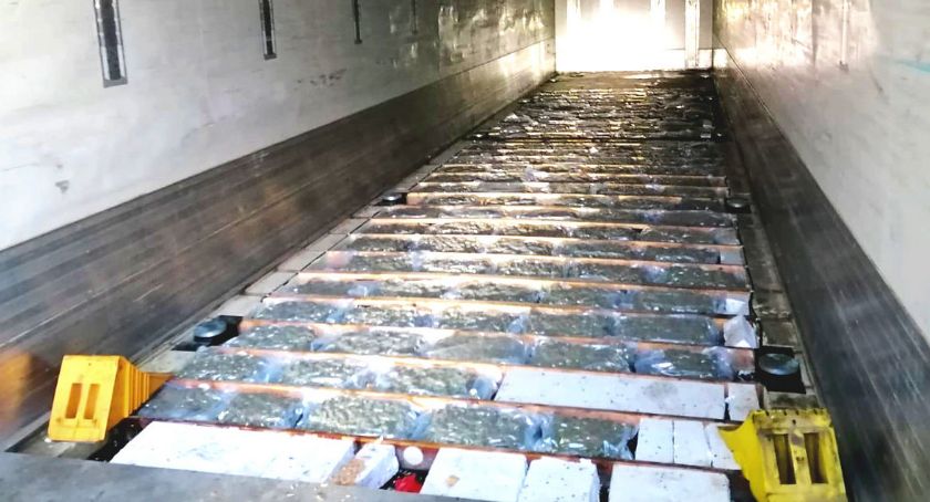 Służby udaremniły przemyt marihuany wartej 4,5 mln zł