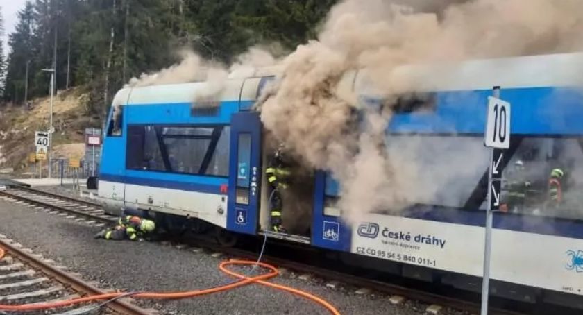 W Harrachovie zapalił się szynobus