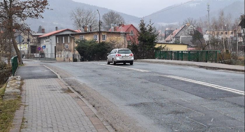 Uwaga! Objazd w Sobieszowie