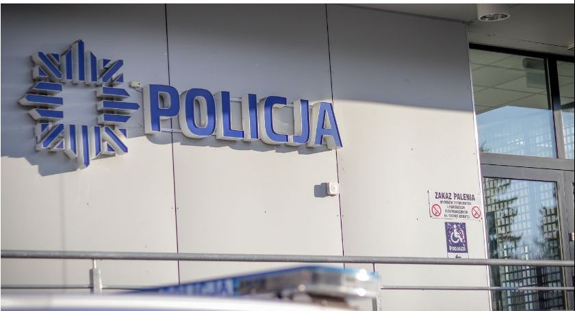 Jeleniogórscy policjanci zatrzymali 15-latka, który dopuścił się 35 czynów karalnych.