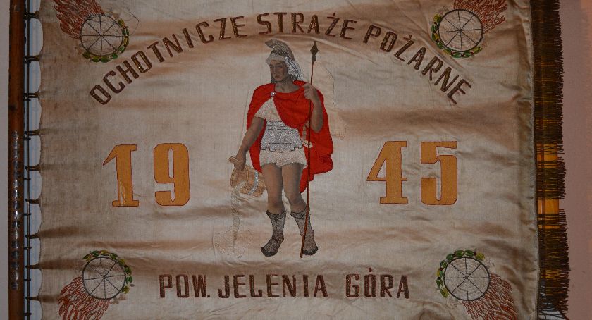 Strażacy chcą ratować zabytkowy sztandar. Potrzebne wsparcie! 