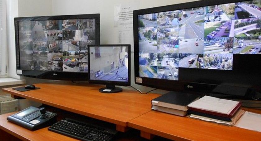Sklepowa złodziejka wypatrzona przez miejski monitoring