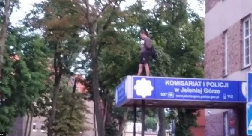 Groził wysadzeniem komisariatu?