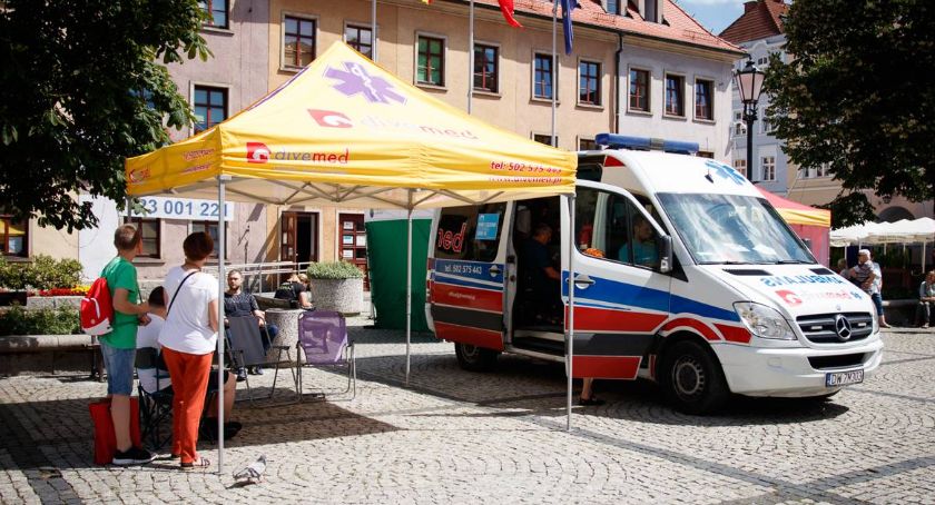 Mobilny Punkt Szczepień ponownie na Placu Ratuszowym