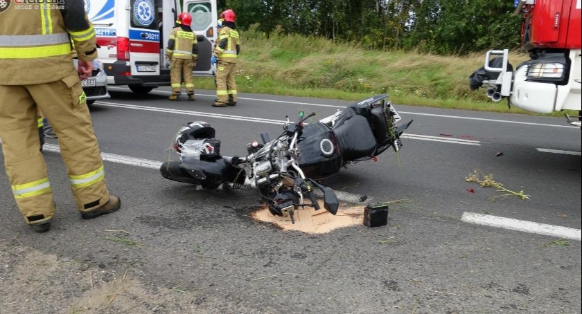 DK30 Pisarzowice. Zginął motocyklista, uderzył w przepust