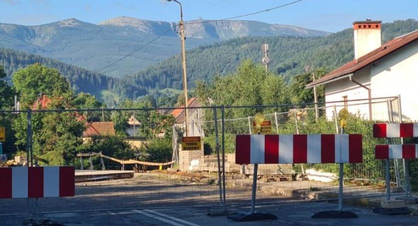 Remont mostu na Wrzosówce - prace idą pełną parą