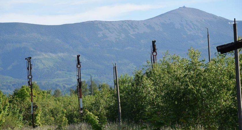 Coraz bliżej jest chwila w której do Kowar i Karpacza znów pojadą pociągi