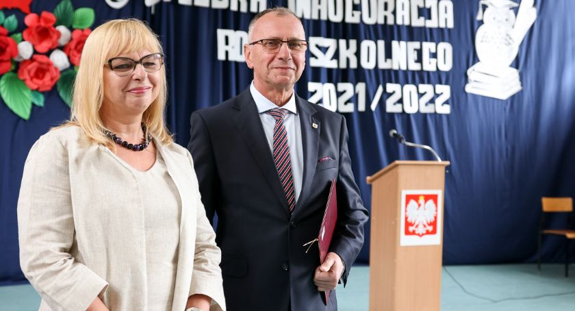 Miejskie rozpoczęcie roku szkolnego w SP7 w Jeleniej Górze