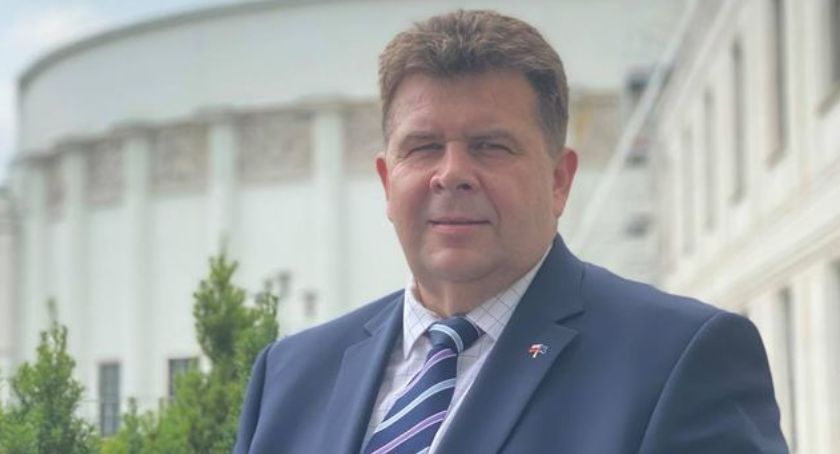 Kaczyńskiego stan wyjątkowy