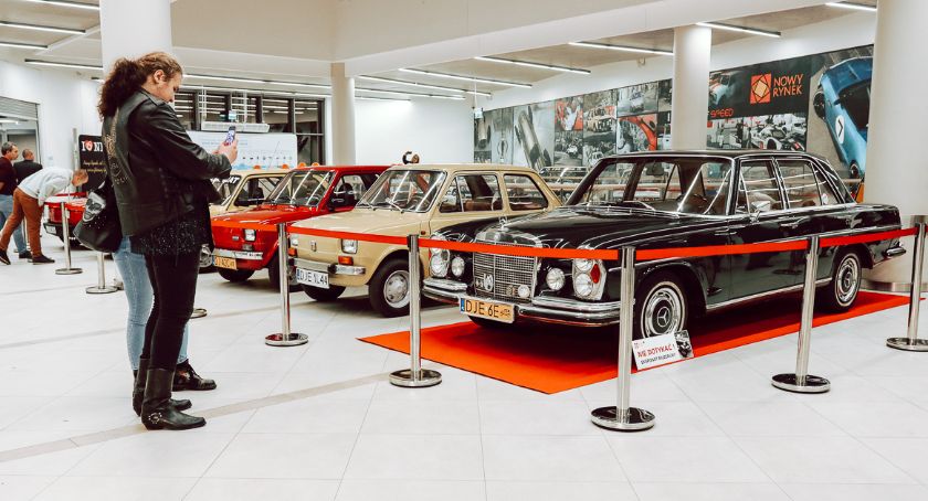 Muzeum motoryzacji w galerii Nowy Rynek