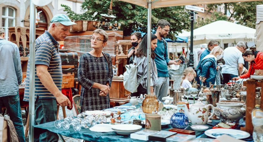 Trwa 48 Jarmark Staroci i Osobliwości w Jeleniej Górze