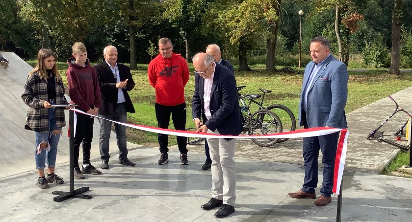 W Mysłakowicach otwarto skatepark warty ponad pół miliona złotych