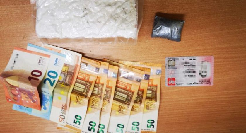Przemycał kokainę, tabletki ekstazy, marihuanę i haszysz – został zatrzymany na autostradzie A4