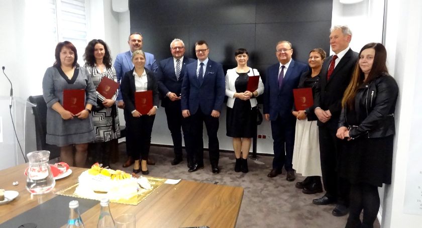 Powiat nagrodził nauczycieli i dyrektorów