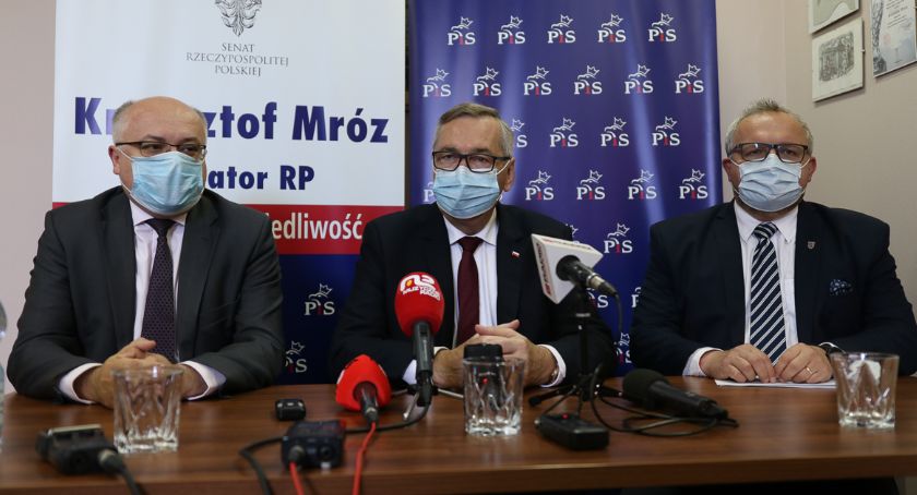 Minister Rodziny i Polityki społecznej wizytował DPS w Janowicach Wielkich