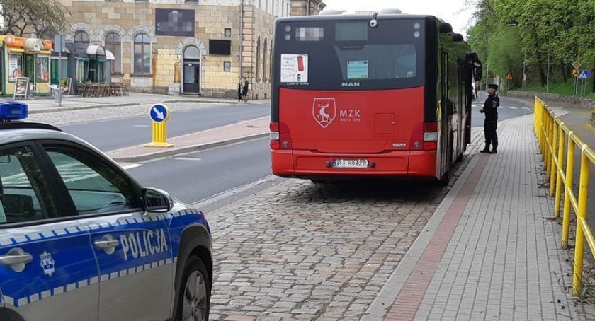 Jelenia Góra : Policjanci podejmują blisko 100 interwencji każdego dnia