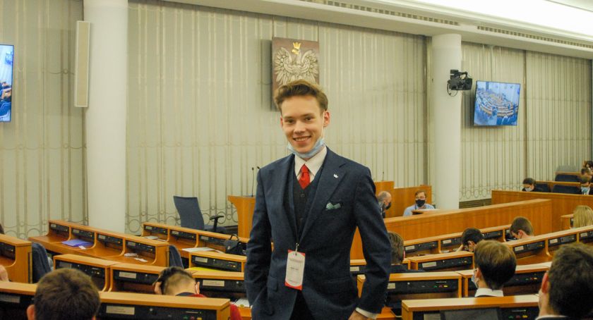 Jeleniogórzanin w Parlamencie Młodych w Senacie RP!