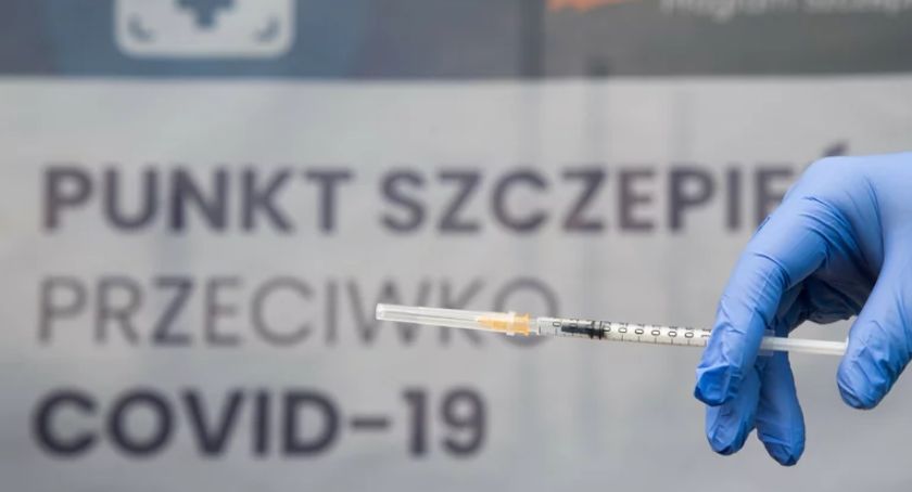 Tłumy chętnych na szczepienia w Lubaniu i Bolesławcu