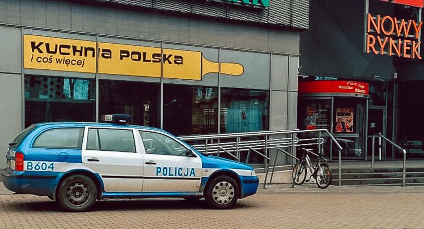 Atak nożownika w Galerii Nowy Rynek. 27-latek trafił do policyjnego aresztu.