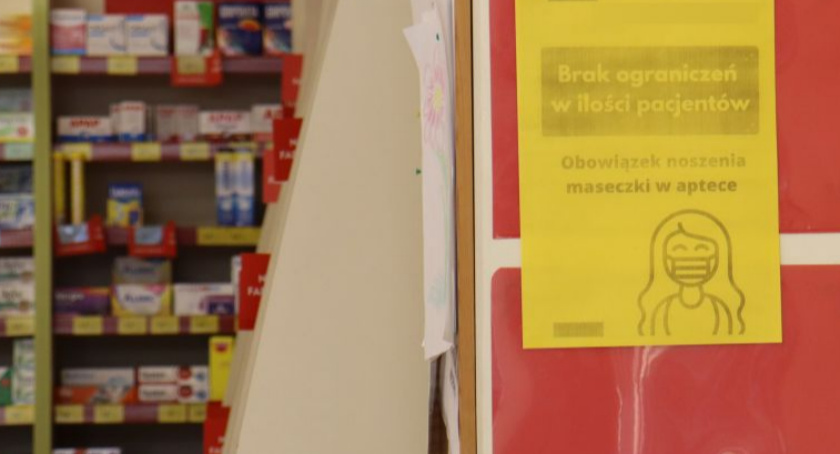 Awantura o brak maseczki. Zdemolowana apteka w Zgorzelcu.