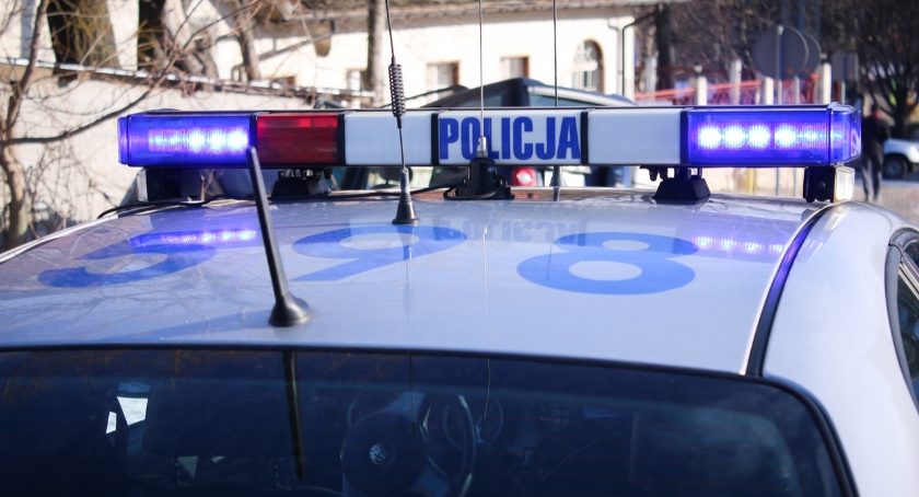 Za kradzieże sklepowe odpowie przed sądem