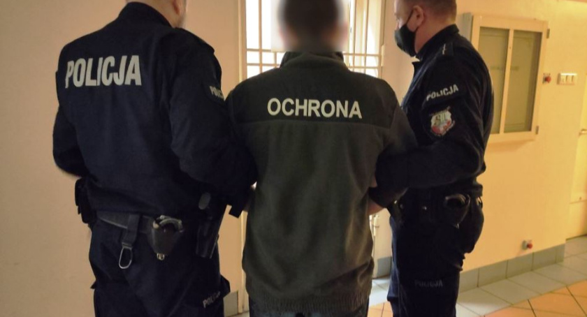 Ochroniarz zaatakował policjantów. Zaczęło się od braku maseczki