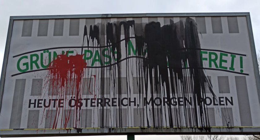 Mieszkańcy sprawę szokującego billboardu wzięli w swoje ręce