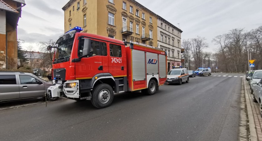 Interwencja straży pożarnej na Wyczółkowskiego