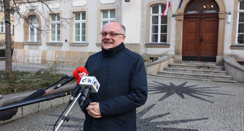Konferencja prasowa z udziałem senatora Krzysztofa Mroza