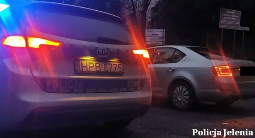 Z zakazami i pod wpływem alkoholu. Tylko w weekend funkcjonariusze zatrzymali 8 takich kierowców
