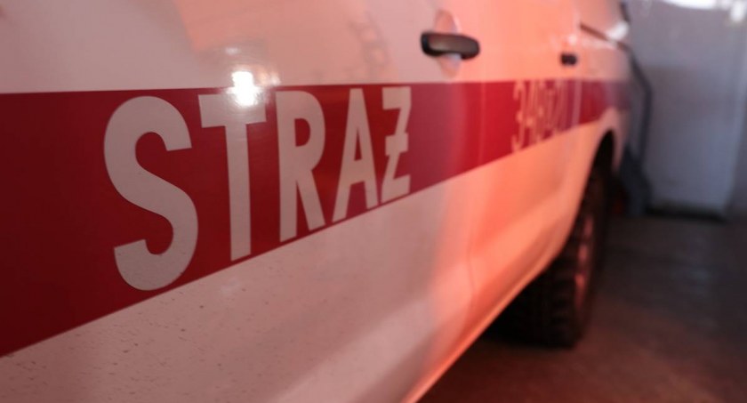 Słup czarnego dymu nad Trójcą